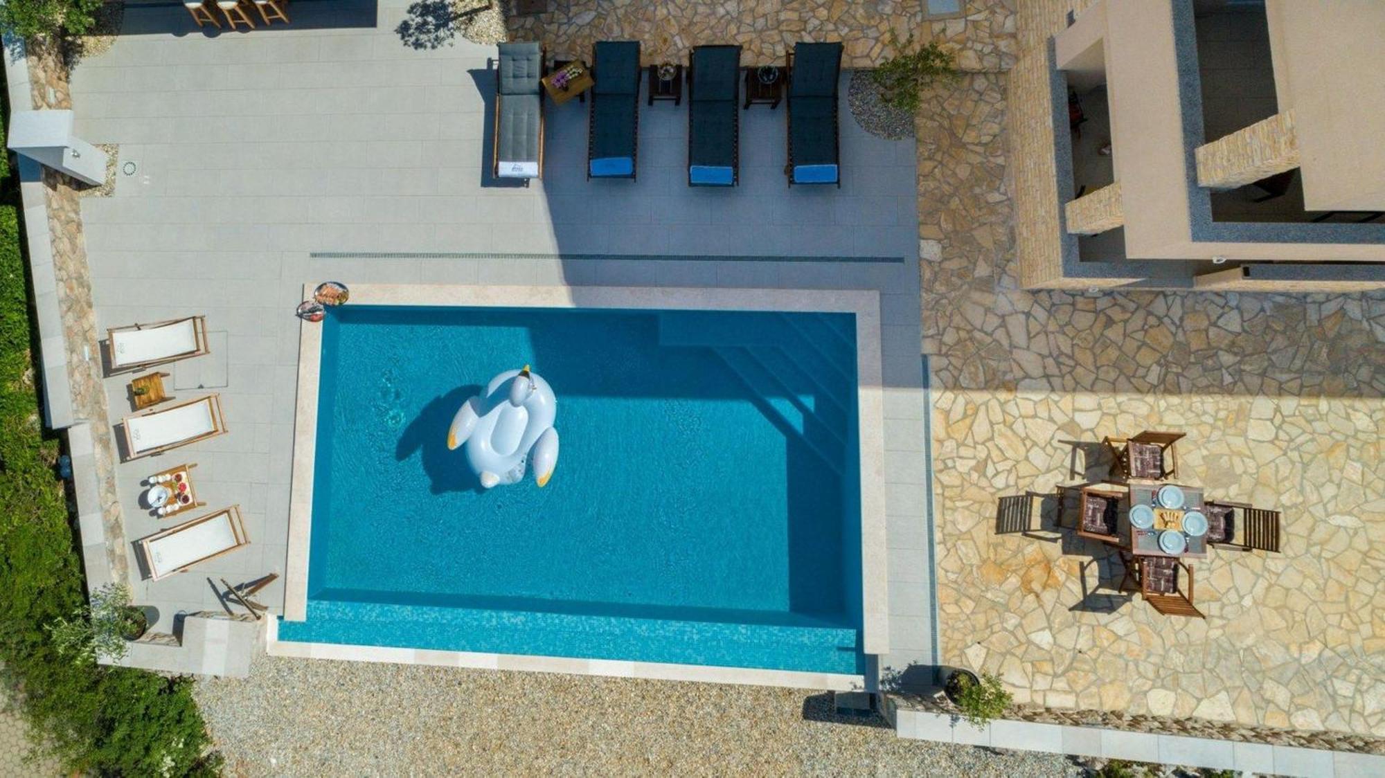 Luxury Villa Allen With Pool Klimno Bilik gambar